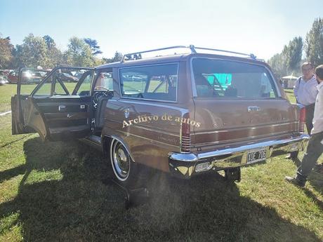 Ambassador 380 Cross Country fabricada por IKA en el año 1967 Ambassador 380 Cross Country fabricada por IKA en el año 1967