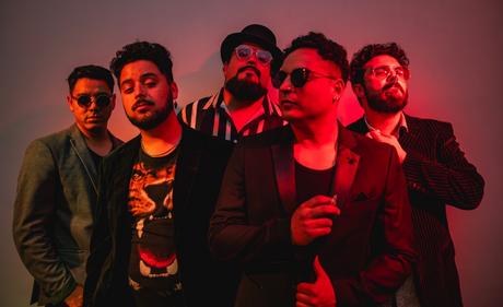 Del Recoveco estrena single «Tómame La Mano» Del Recoveco estrena single «Tómame La Mano»
