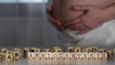 Amniocentesis: Procedimiento seguro y preciso para el diagnóstico prenatal Amniocentesis: Procedimiento seguro y preciso para el diagnóstico prenatal