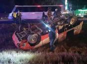 Chocan camioneta Potogas camión Ambiental Carretera bomberos evitan tragedia