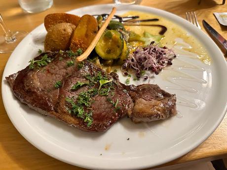 Restaurante Le Tournesol, en Clermont l' Hérault (Francia)