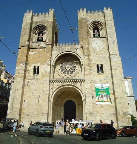 SÉ DE LISBOA. Fachada principal ROMÁNICO EN LISBOA. SÉ DE LISBOA. Fachada principal