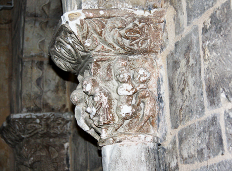 Edén en Lacommande, Francia