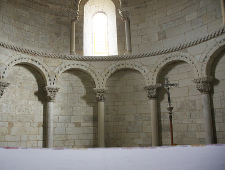 Edén en Lacommande, Francia