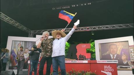 ¡Seguimos venciendo! 10 años en fotos de Con el Mazo Dando