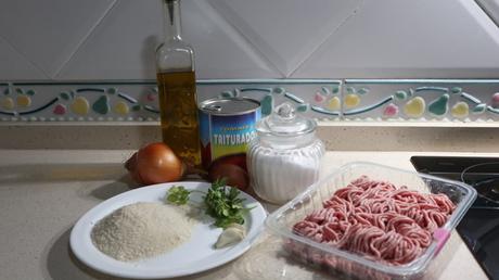 ingredientes albondigas salsa tomate mambo cecotec