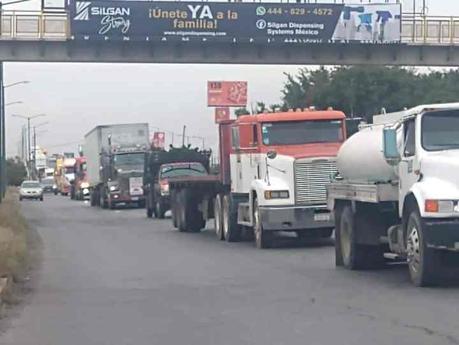 Transportistas Potosinos se unen al paro nacional exigiendo mayor seguridad en las carreteras