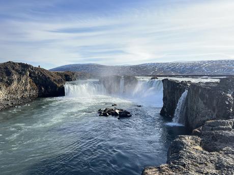 Descubriendo los Secretos de Islandia, un Viaje Retro. 11