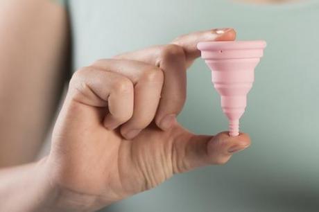 Cataluña inicia campaña para repartir productos menstruales gratuitos en farmacias