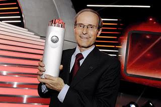 Carl Elsener Jr., galardonado con el Swiss Award 2011