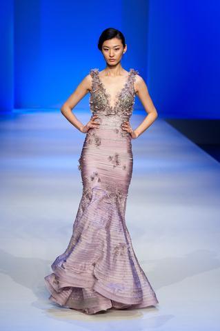 MODESSA COUTURE: ELEGANCIA MADE IN CHINA