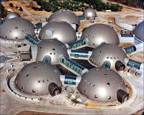 RMF Radio Station in Poland
Vista desde satélite