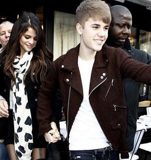 Selena está con Justin por su fama