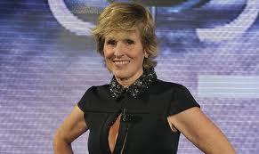 OUTFIT 1.MERCEDES MILA