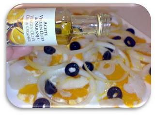 Ensalada de naranja y bacalao con aceites aromáticos