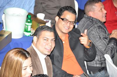 VINIL RETORNA A LOS ESCENARIOS...