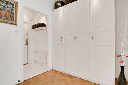 suelo de madera blanco estilo escandinavo diseño de interiores decorar con muebles de ikea decoración pisos pequeños decoración mini pisos decoración estudios decoración estilo nórdico decoración en blanco decoración de interiores 