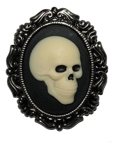 Luce Pendientera en Halloween