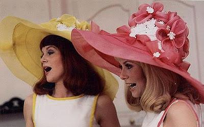 LAS SEÑORITAS DE ROCHEFORT (LES DEMOISELLES DE ROCHEFORT, 1967) de Jacques Demy