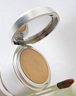 Être Belle-Time Control Antiaging Concealer and Make-up