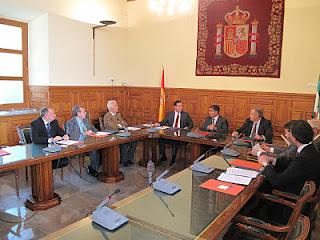 El Consejo Andaluz de Colegios de Médicos se reúne con el presidente del Tribunal Superior de Justicia