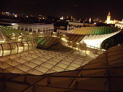 Un Video con los Ecos Sociales del Metropol Parasol de Sevilla