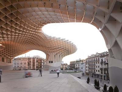 Un Video con los Ecos Sociales del Metropol Parasol de Sevilla
