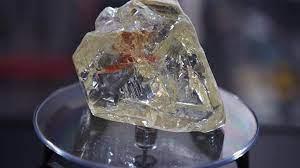 EL DIAMANTE DE LA PAZ