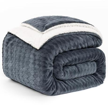 Manta Sherpa 160x200 cm, Manta de Terciopelo de leche con Jacquard en Forma de Rómbico, 470GSM Manta Calientes y Cómodas, Manta Decorativa para Silla, Sofá, Cama, Manta Antiestática, Gris Oscuro