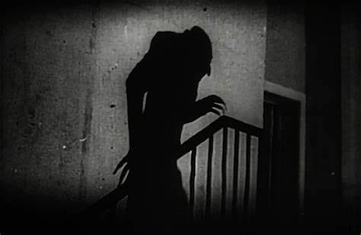 SOMBRAS EN LA NOCHE {Relatos}