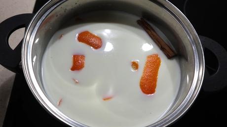 calentando leche canela naranja torrijas aire