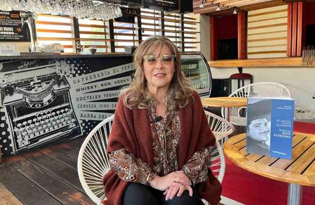 Paloma Jiménez Gálvez recomienda poesía y letras hispanas