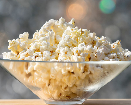 Snacks Saludables para Impulsar tu Productividad en la Oficina