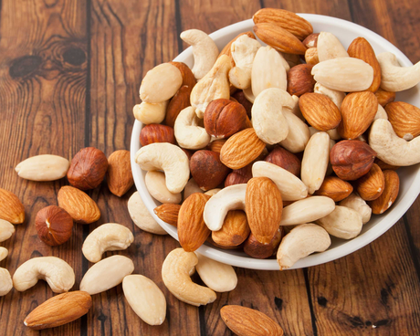 Snacks Saludables para Impulsar tu Productividad en la Oficina