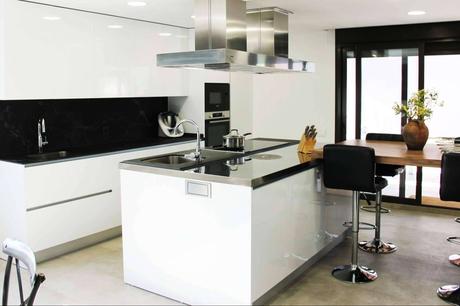 Estilos de cocina elegantes y proyectos de diseño sofisticados, por Davinia Estilos de cocina elegantes y proyectos de diseño sofisticados, por Davinia