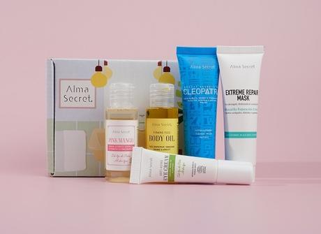 Los básicos de Alma Secret en formato mini para que los metas en la maleta Los básicos de Alma Secret en formato mini para que los metas en la maleta