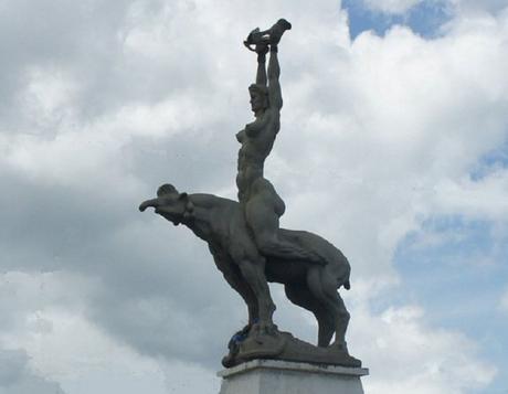 Un poema de Basilio Rodríguez Cañada, un culto, un mito, María Lionza.