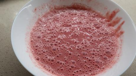 batido fresa platano listo para servir