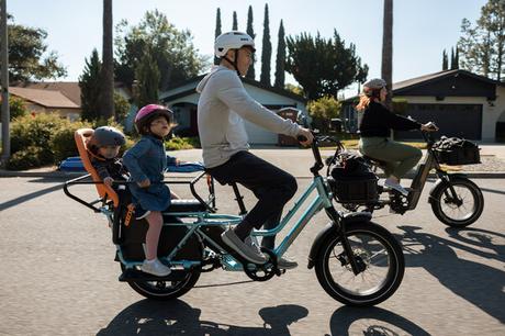 Rad Power Bikes ™ lanza cuatro bicicletas eléctricas versátiles y la batería Safe Shield