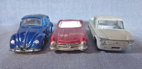 Fiat Multicarga, Mercedes Benz 300 SL y Volkswagen Escarabajo de Buby