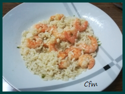 Arroz con langostinos al ajillo