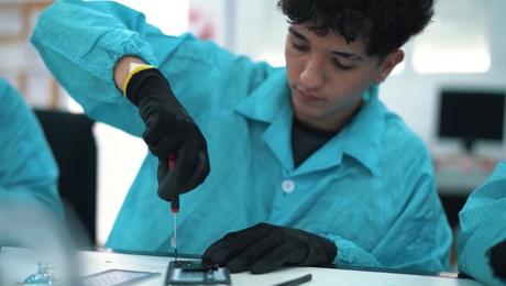 Samsung Chile obtiene el sello BCX (Best Customer Experience) de IZO 2023 por su destacada atención al cliente Practicas-BYMOVIL_4