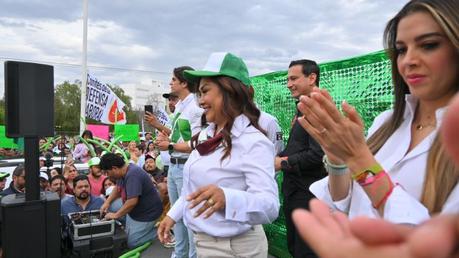 Sonia Mendoza se registra como candidata a alcaldesa con el respaldo de Ruth González