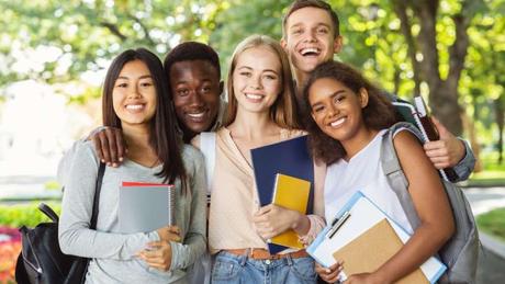 Todo sobre el Bachillerato Internacional: ¿Qué es y cómo beneficia a tus hijos?