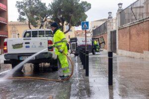 PSOE Talavera denuncia el mal estado del lago de La Alameda, invadido por algas y con malos olores