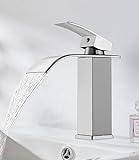 FAOKZE Grifo de lavabo cascada con Diseño Moderno, Ajustable para Agua Fría y Caliente, Acabado Cromado, Válvula de Cerámica.
