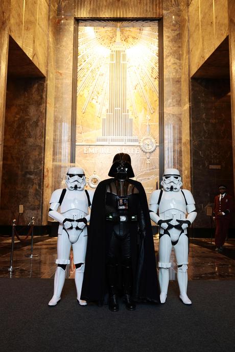 Empire State Building Lucasfilm Photo Opps (DAY)