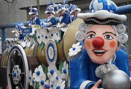 Carroza Carnaval 2012 en Europa: Venecia y Colonia