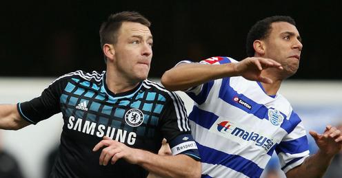 El Chelsea gana al QPR gracias a una pena máxima