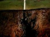 Cartel oficial Nothing fear película producida Slash